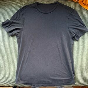 Lululemon fundamental t black